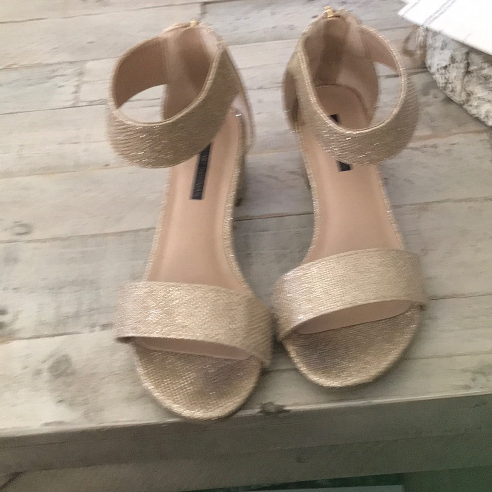Stuart Weitzman girls  gold sandals